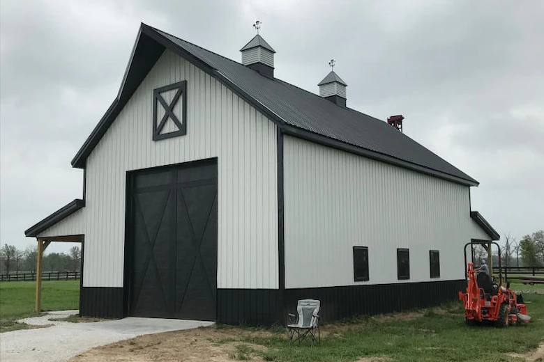 a picture of Metal Building