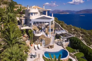 a picture of Buy house in Greece