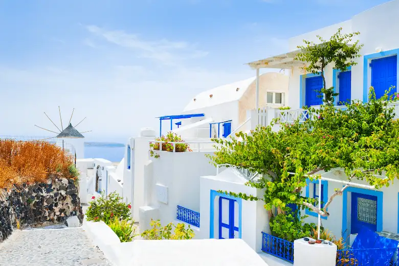 a picture of Buy house in Greece